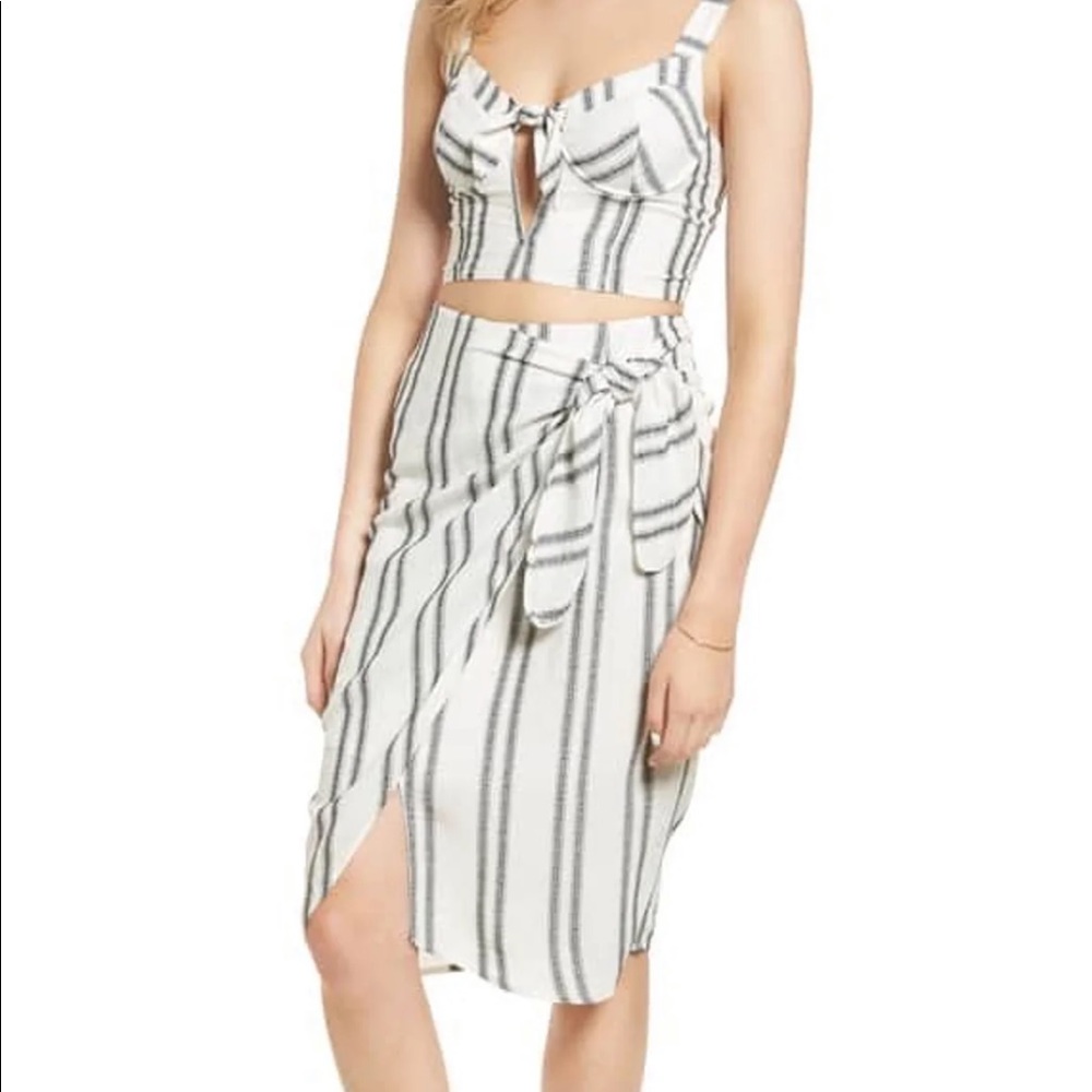 NWOT ASTR the Label Karina Black Striped Skirt